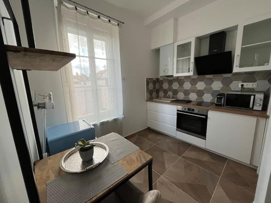 Studio 54 Compiègne Exteriör bild